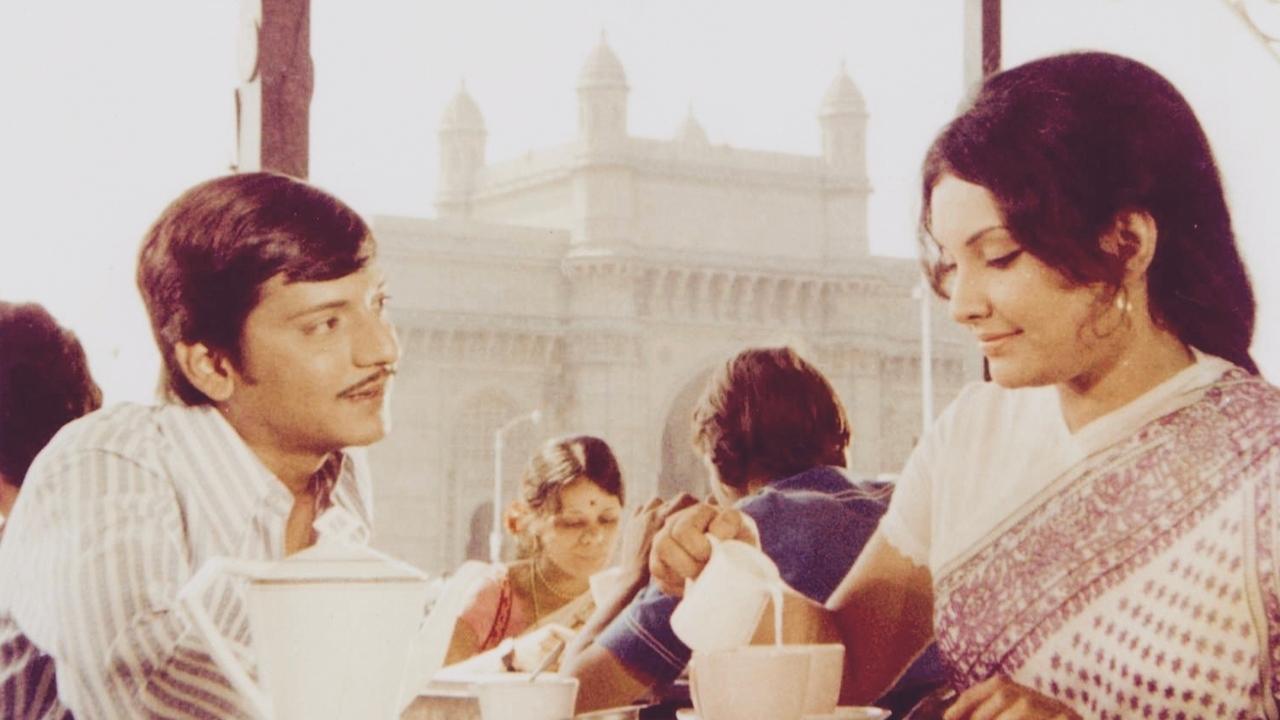 Chhoti Si Baat backdrop