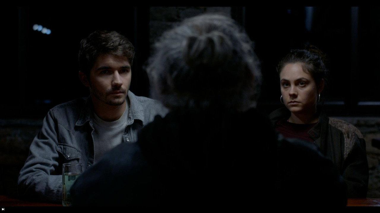 Dernier Arrêt backdrop