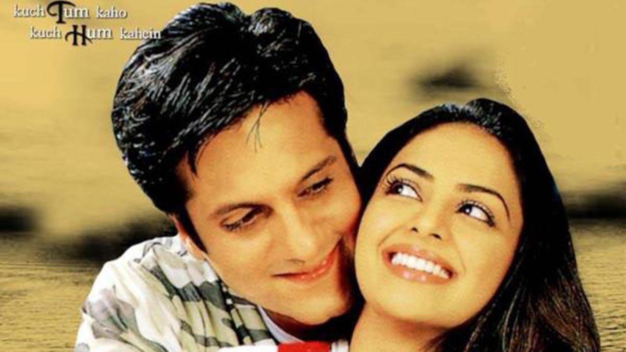 Kuch Tum Kaho Kuch Hum Kahein backdrop