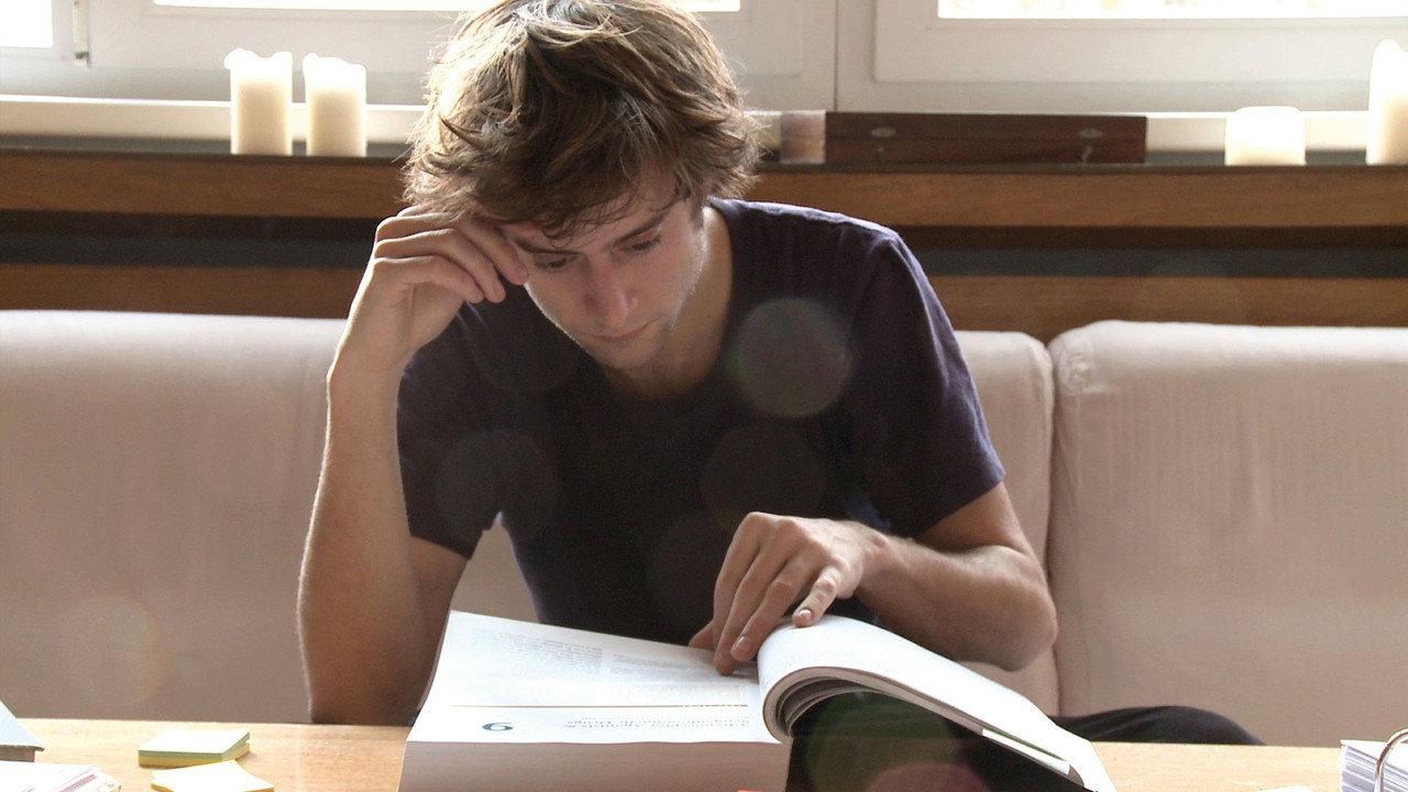 Toubib, 12 années dans la vie d'un étudiant en médecine backdrop
