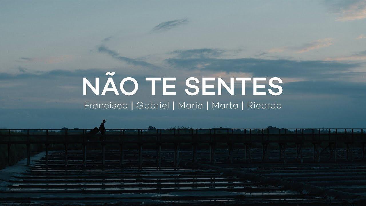 Não Te Sentes backdrop