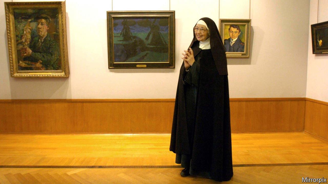 Sister Wendy's American Collection backdrop