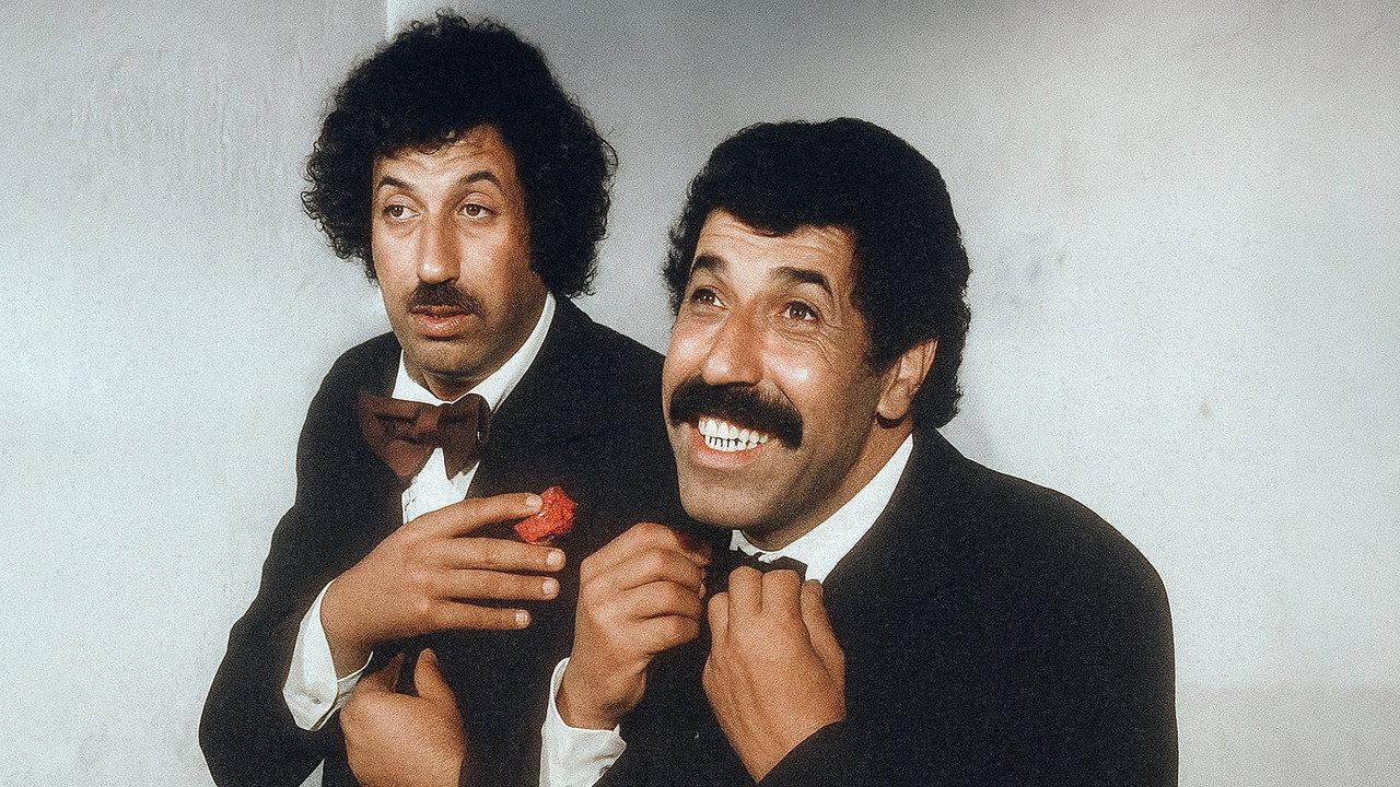 L'inspecteur Tahar Marque Le But backdrop