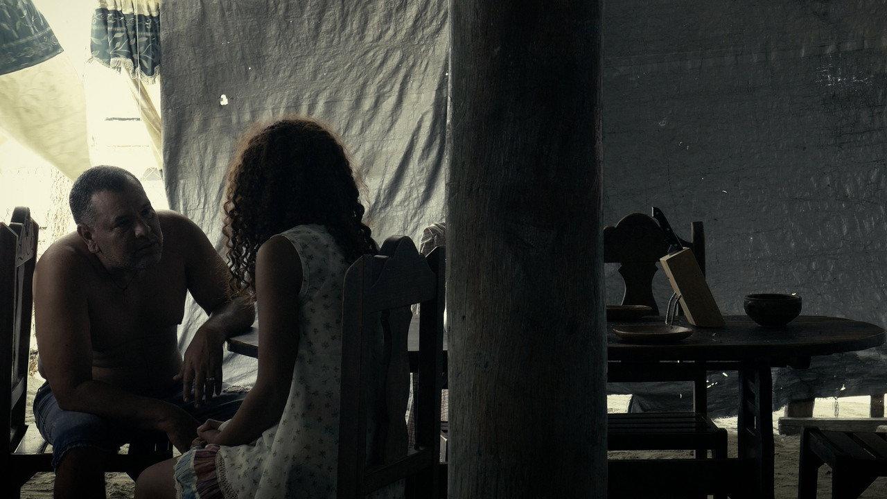 La Orilla backdrop