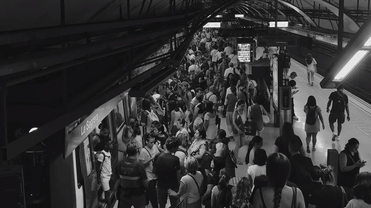 Metro Hours backdrop
