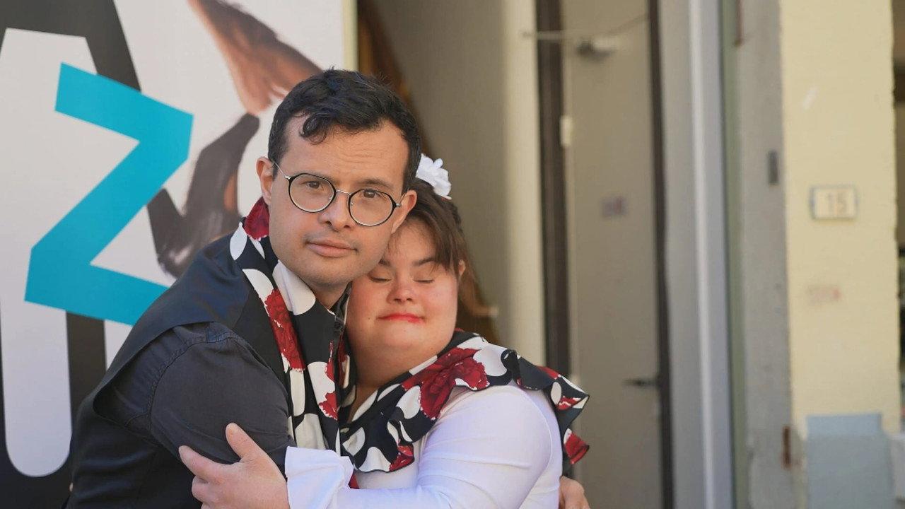 Amours trisomiques, l'amour des siens backdrop