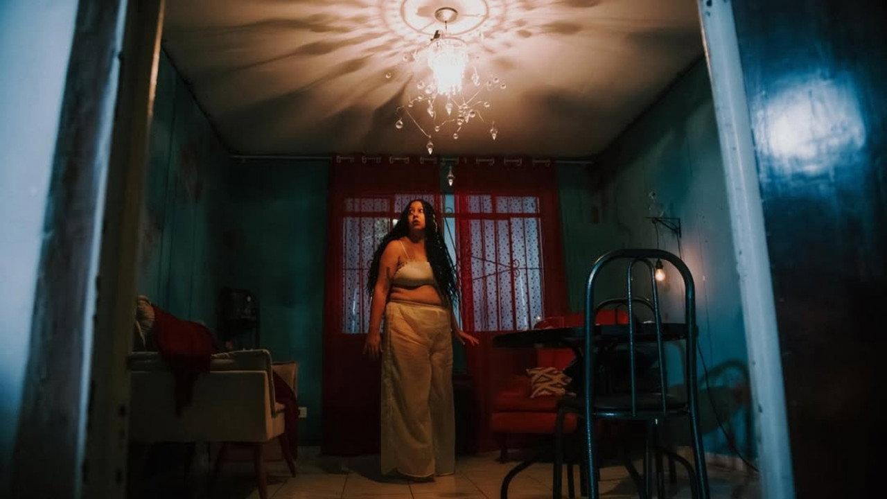 Enluarada backdrop