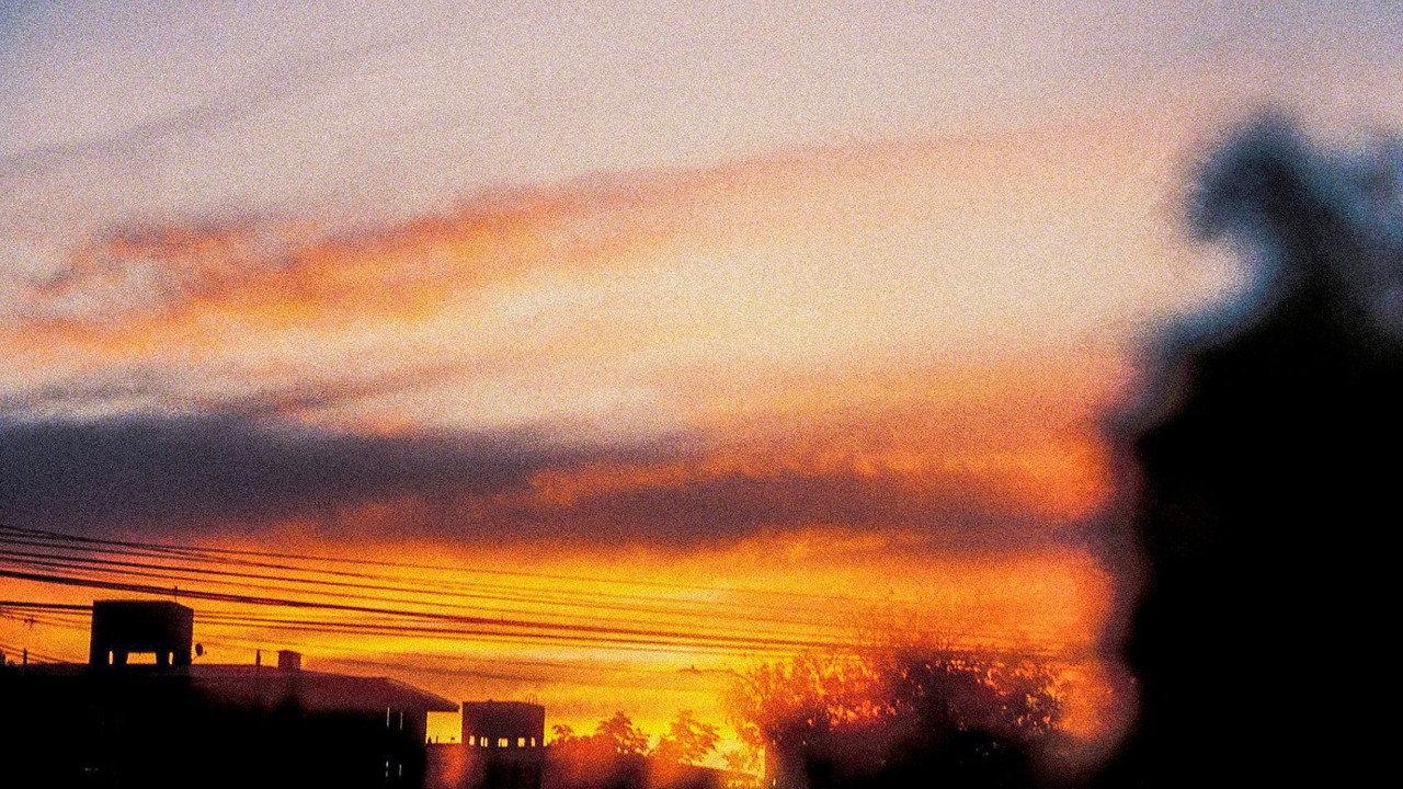 Day and End backdrop