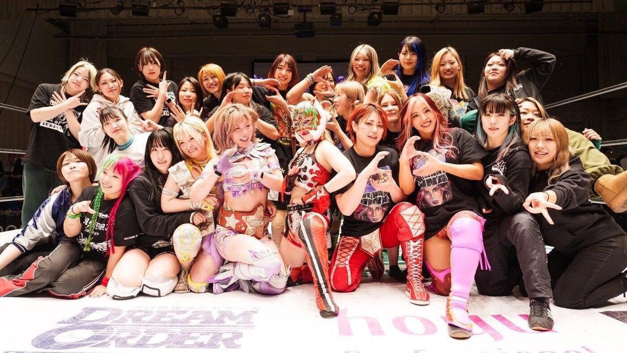 World Wonder Ring Stardom backdrop