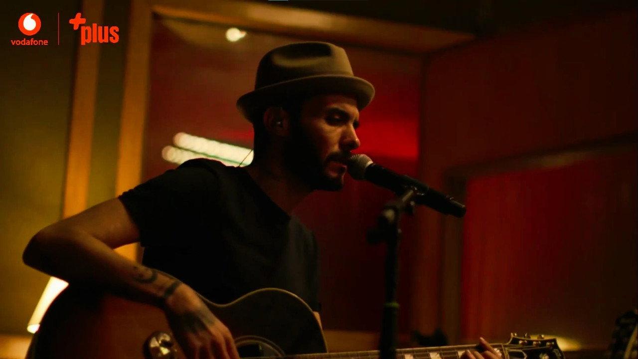 Cairokee: from the studio backdrop