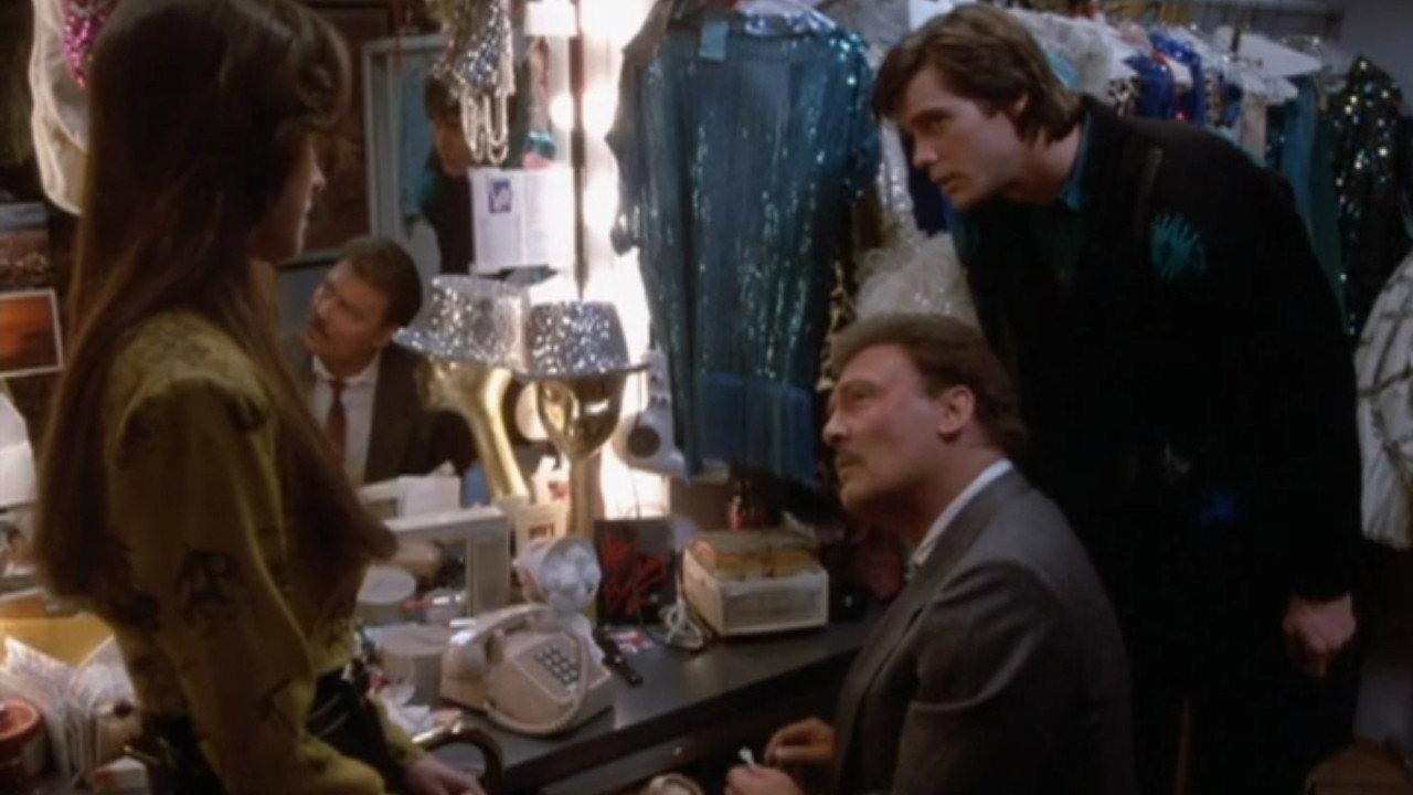Mike Hammer: Murder Takes All backdrop