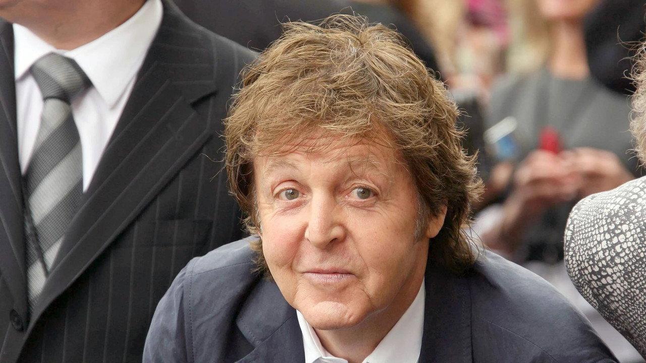 Paul McCartney - Eine Beatles-Legende backdrop