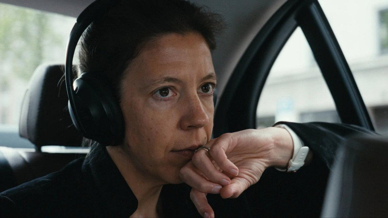 Hélène Huby - Her Race to Space backdrop