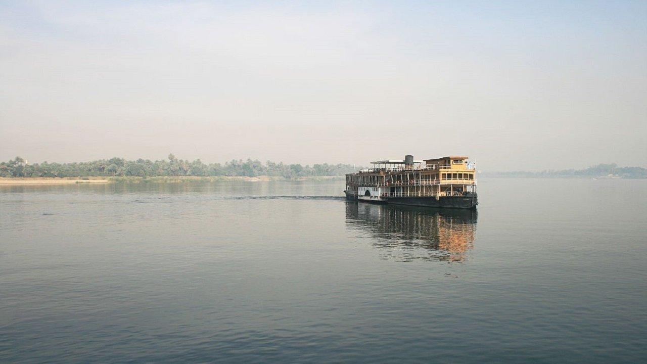 Death on the Nile backdrop