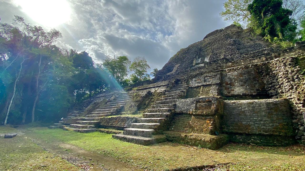 Ancient Maya Metropolis backdrop