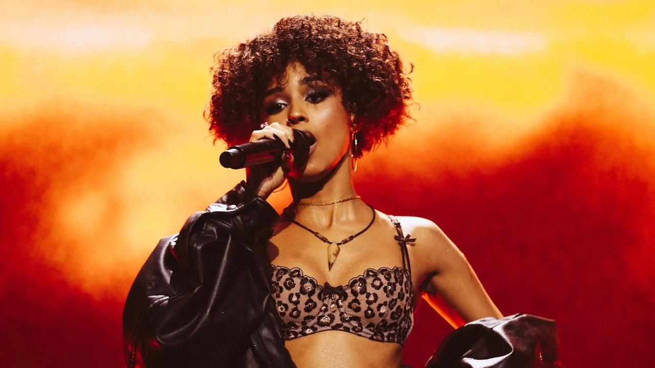 Tyla: Live on Showmax backdrop