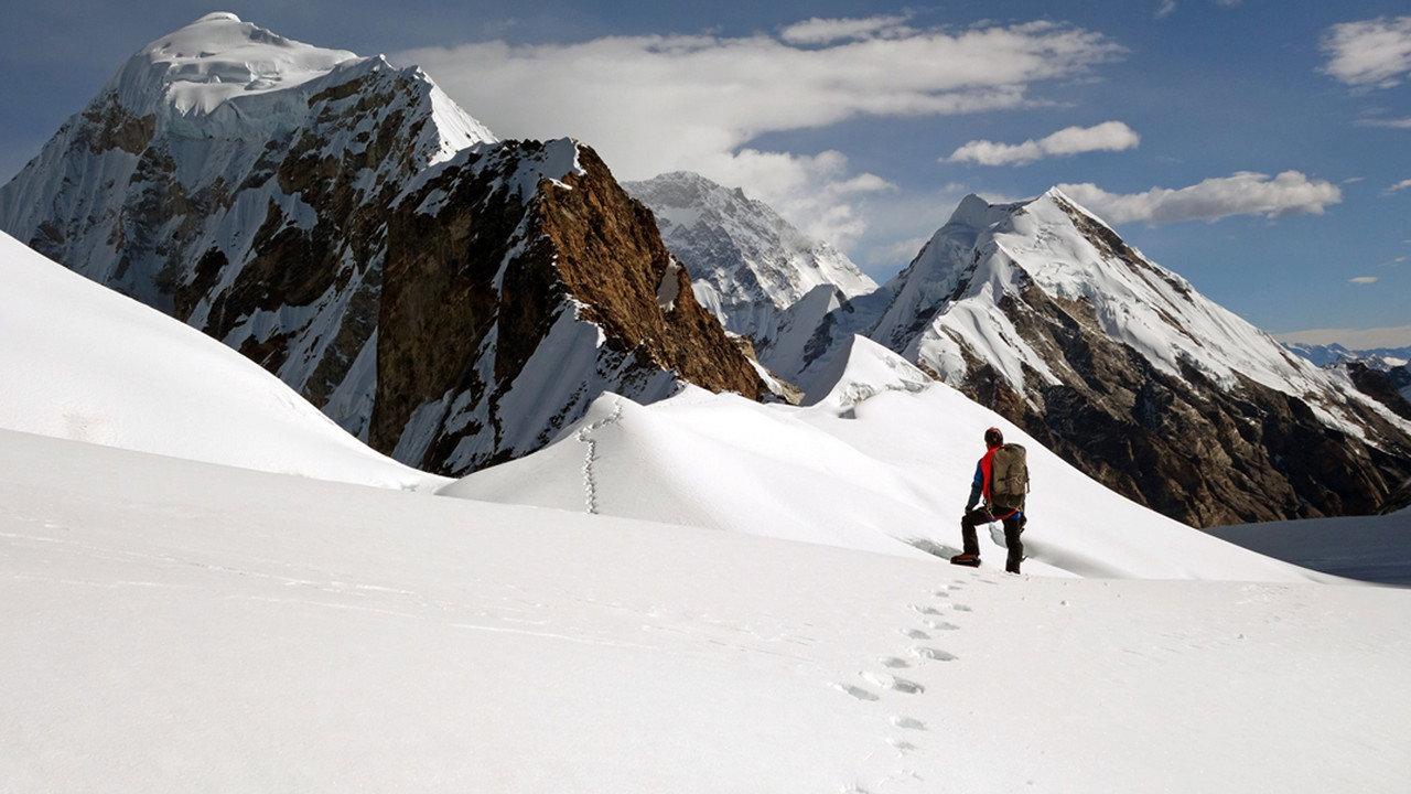 Chamlang backdrop