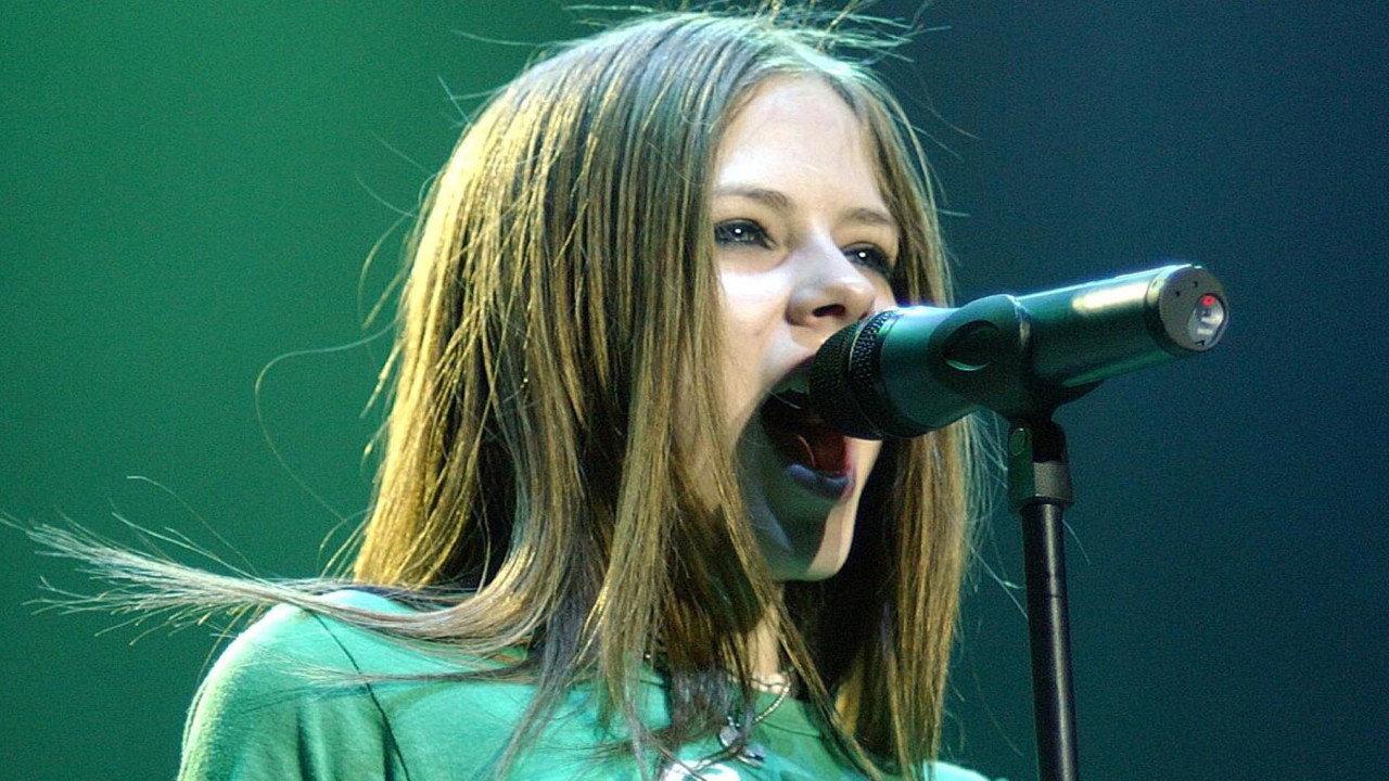 Avril Lavigne: Overdrive Live in Dublin backdrop