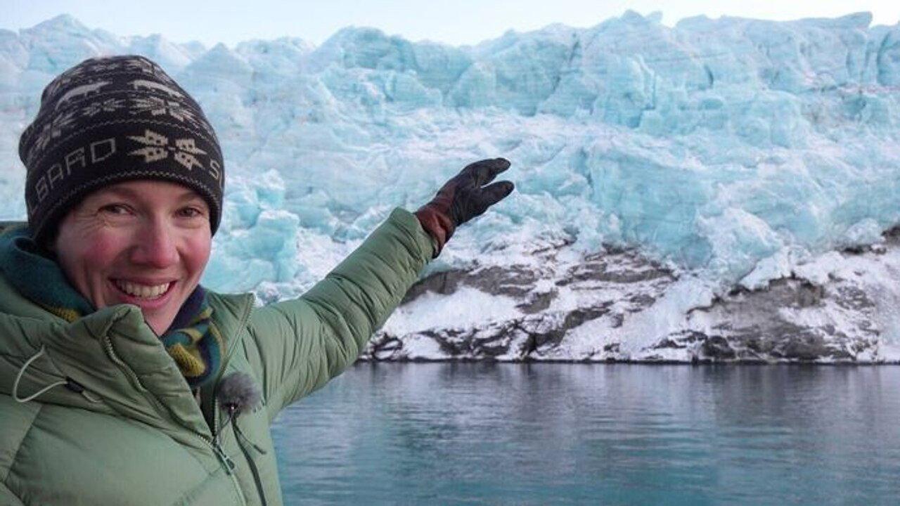 Heïdi's Ice backdrop