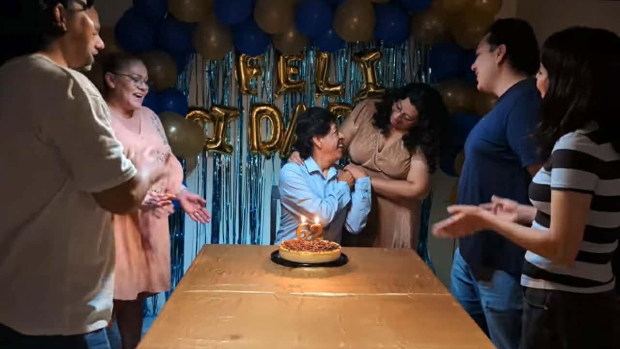 El Cumpleaños backdrop