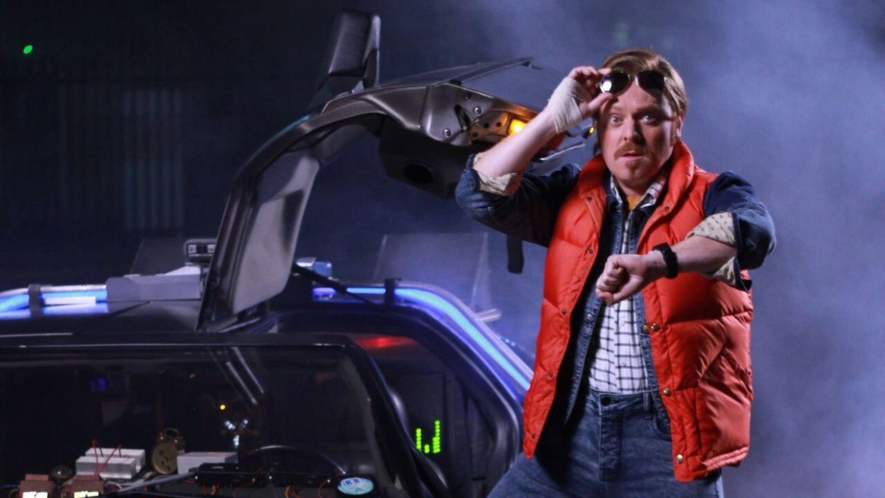Keith Lemon's Back t'Future Tribute backdrop