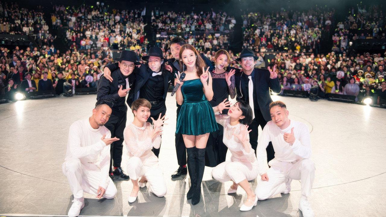 BoA THE LIVE 2018 "X'mas" backdrop