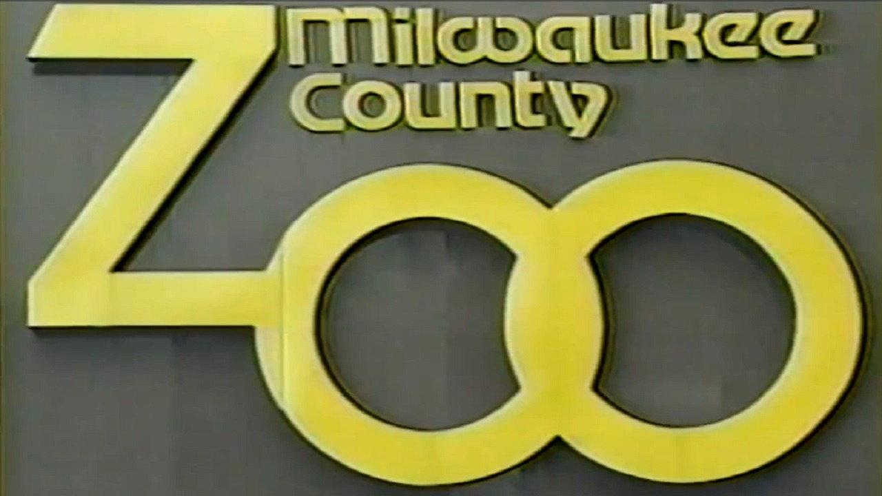 Milwaukee County Zoo backdrop