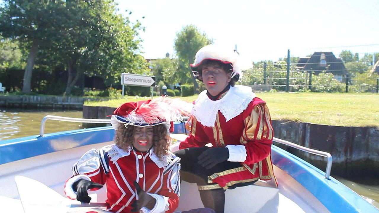 Sinterklaas en de verdwenen verjaardagsmijter backdrop
