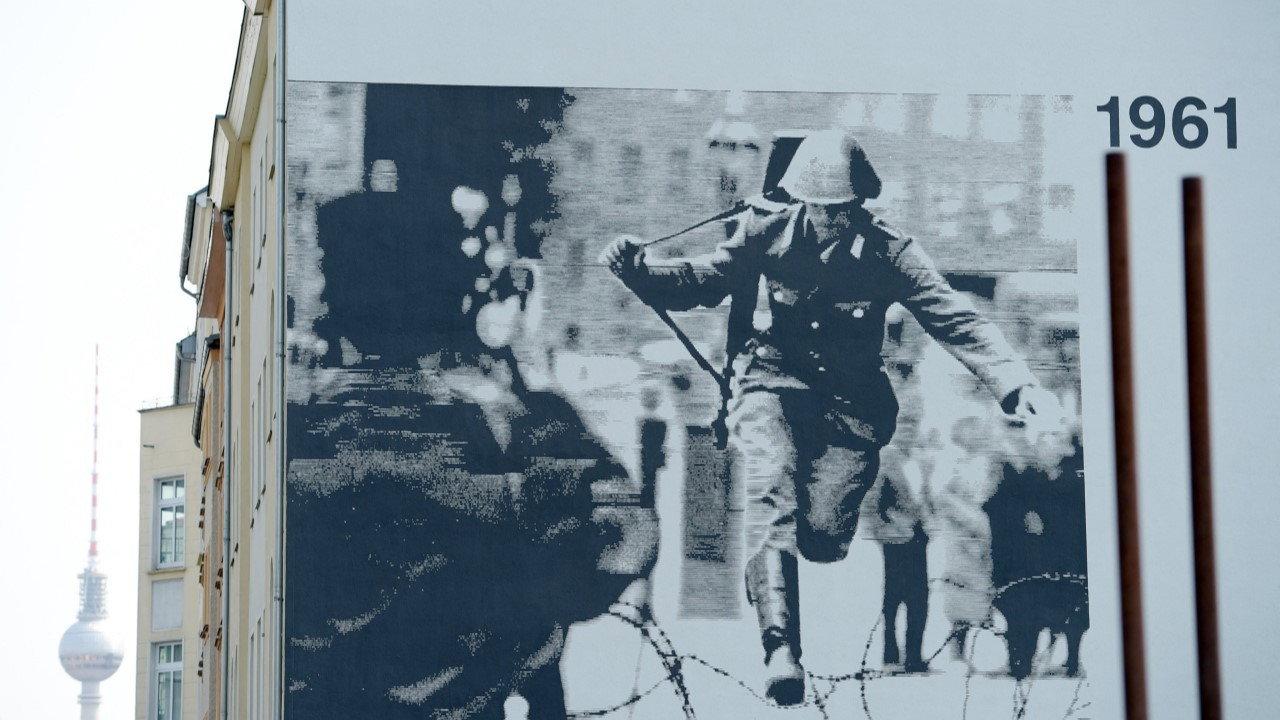 The Wall: A World Divided backdrop