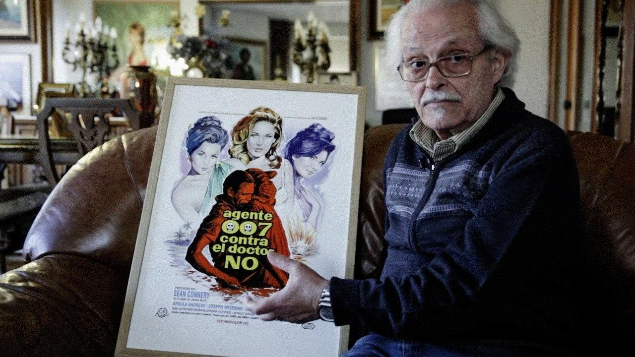 Un chico de portada: el arte de Macario Gómez backdrop
