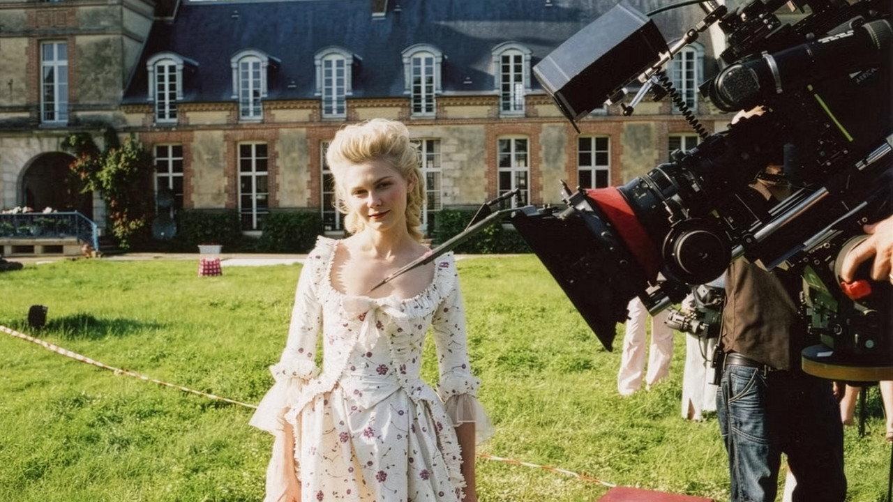 Making Marie Antoinette backdrop