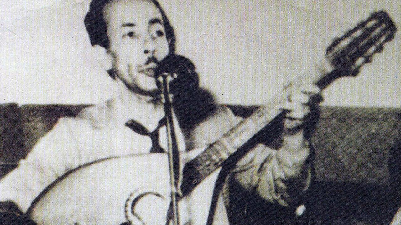 Cheikh El Hasnaoui, from the White House to the Blue Ocean backdrop