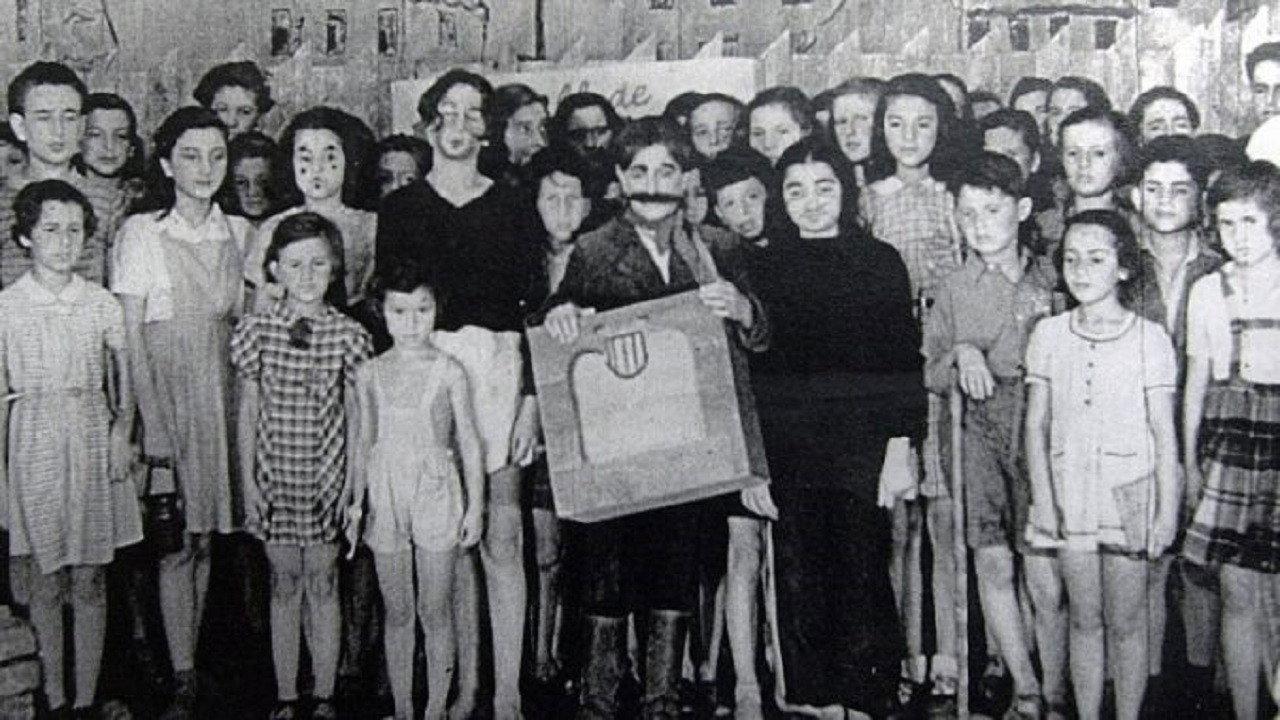 Les Enfants de Terezin et le Monstre à Moustache backdrop