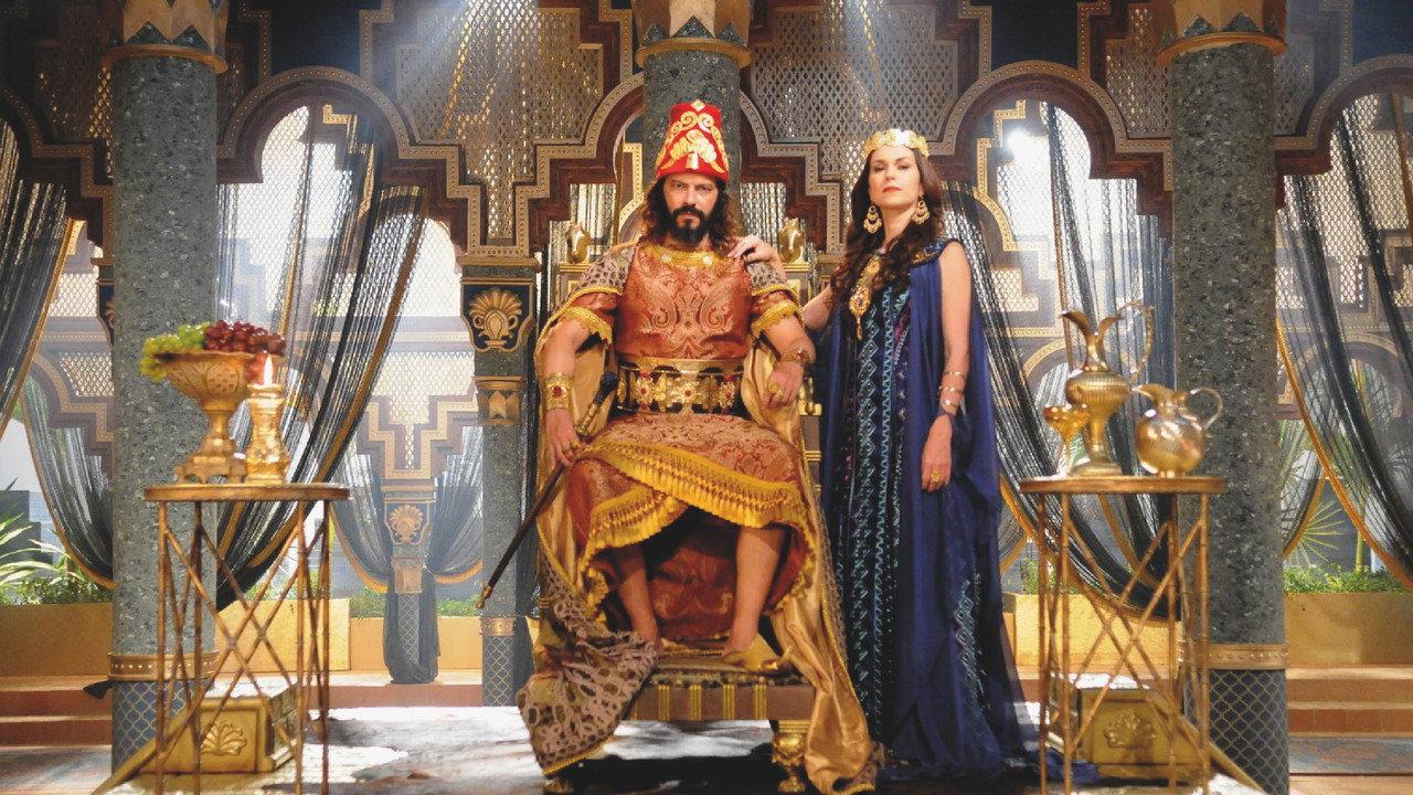 The Rich and Lazarus backdrop