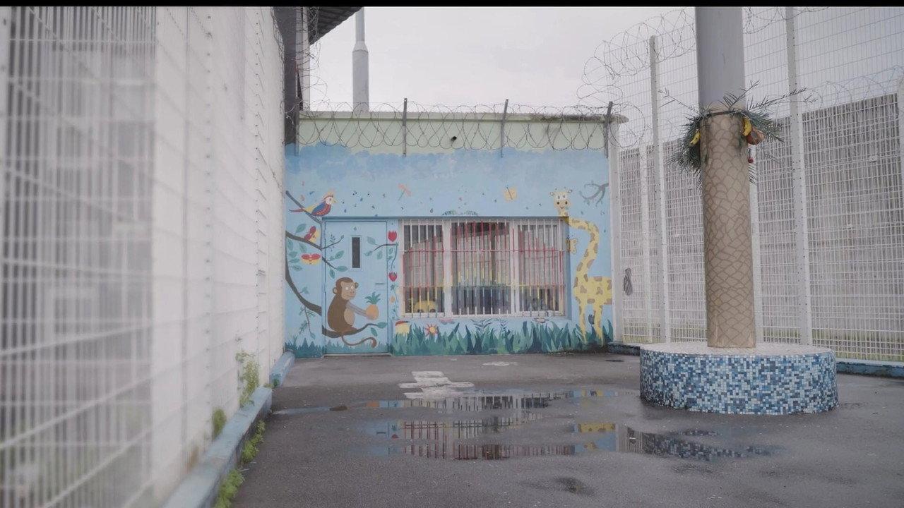 Maternité sous écrou backdrop