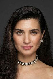 Tuba Büyüküstün profile photo