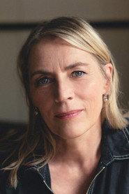 Saskia Reeves profile photo