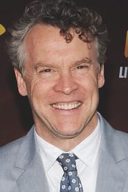 Tate Donovan profile photo