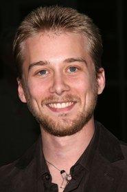 Lou Taylor Pucci profile photo