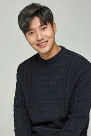 Shin Jung-yoon profile photo