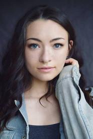 Jodelle Ferland profile photo