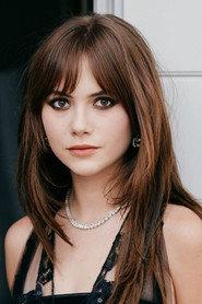 Emilia Jones profile photo
