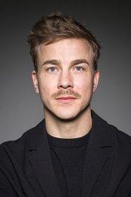 Albrecht Schuch profile photo