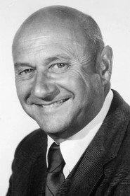 Donald Pleasence profile photo
