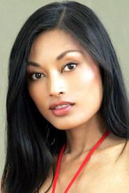 Kira Clavell profile photo