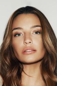 Julia Wieniawa profile photo