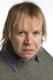 Llŷr Ifans profile photo