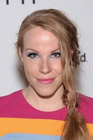 Emma Myles profile photo
