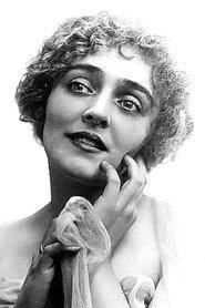 Elsie MacLeod profile photo