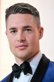 Alexander Dreymon profile photo